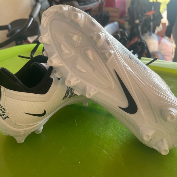 Nike Huarache seven Cleats brand new - Picture 3 of 4